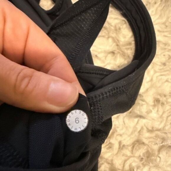 Lululemon Mesh Racerback Tank Top|Size 6 - Picture 4 of 6